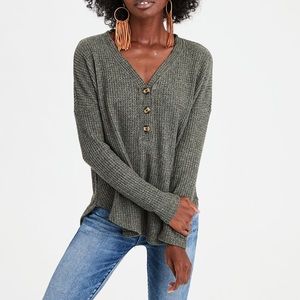 American eagle plush henley shirt